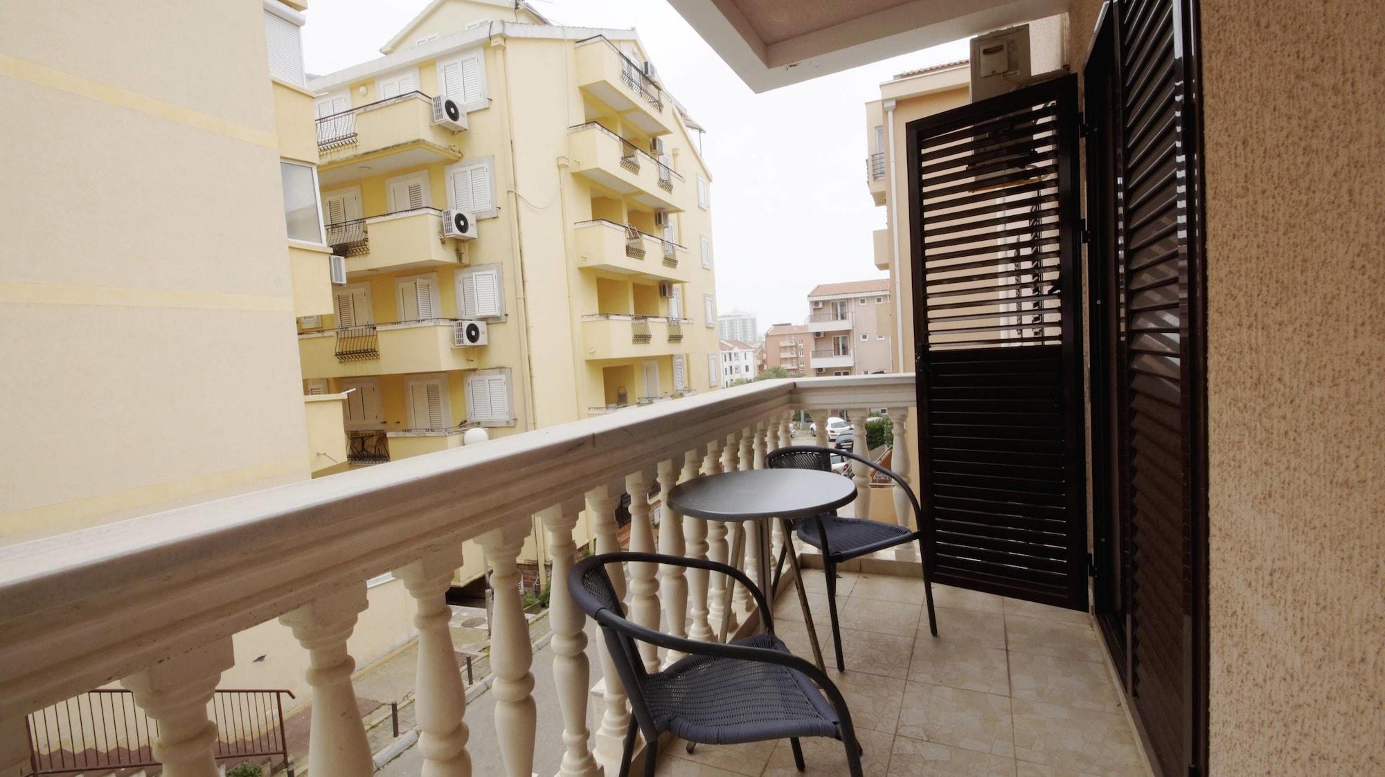 Apartment Glomazic Budva Exterior foto